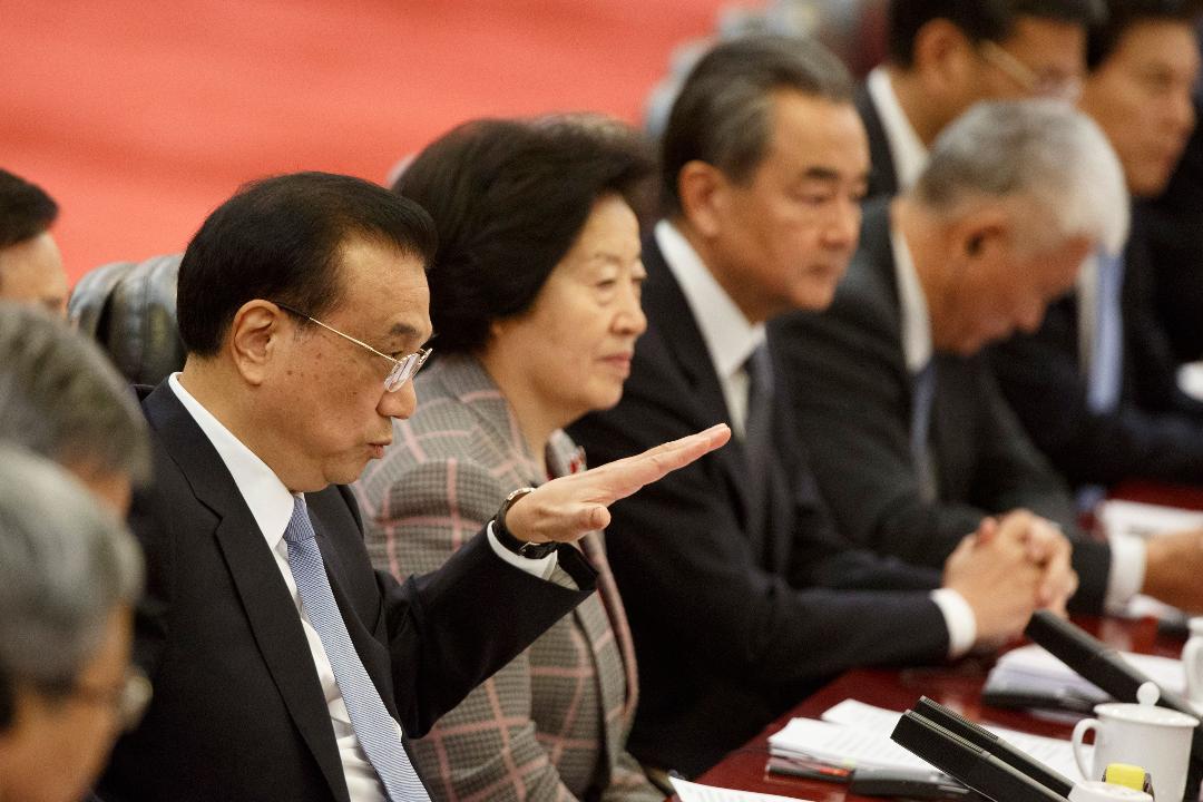 Restraining Great Powers: Soft Balancing Strategies Reconsidered