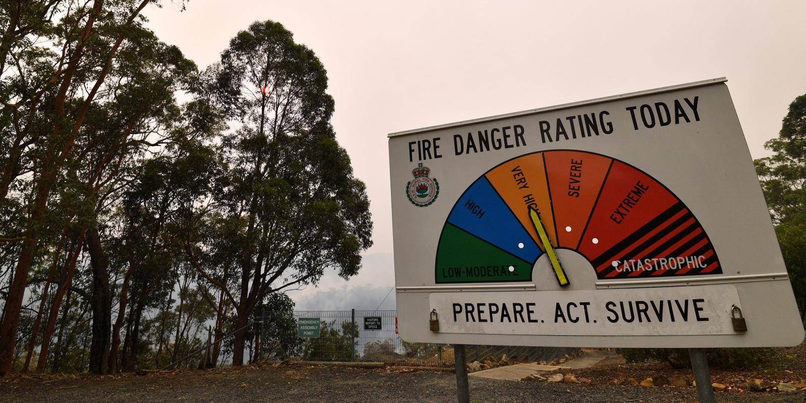 Fire rating sign in Australia