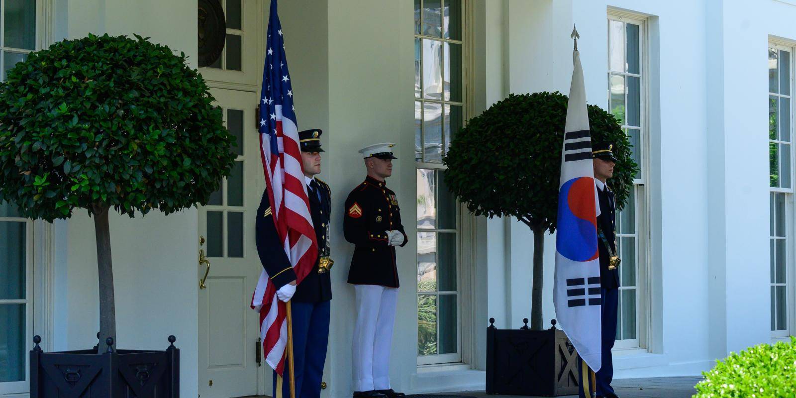 US and South Korean flags outside the White House