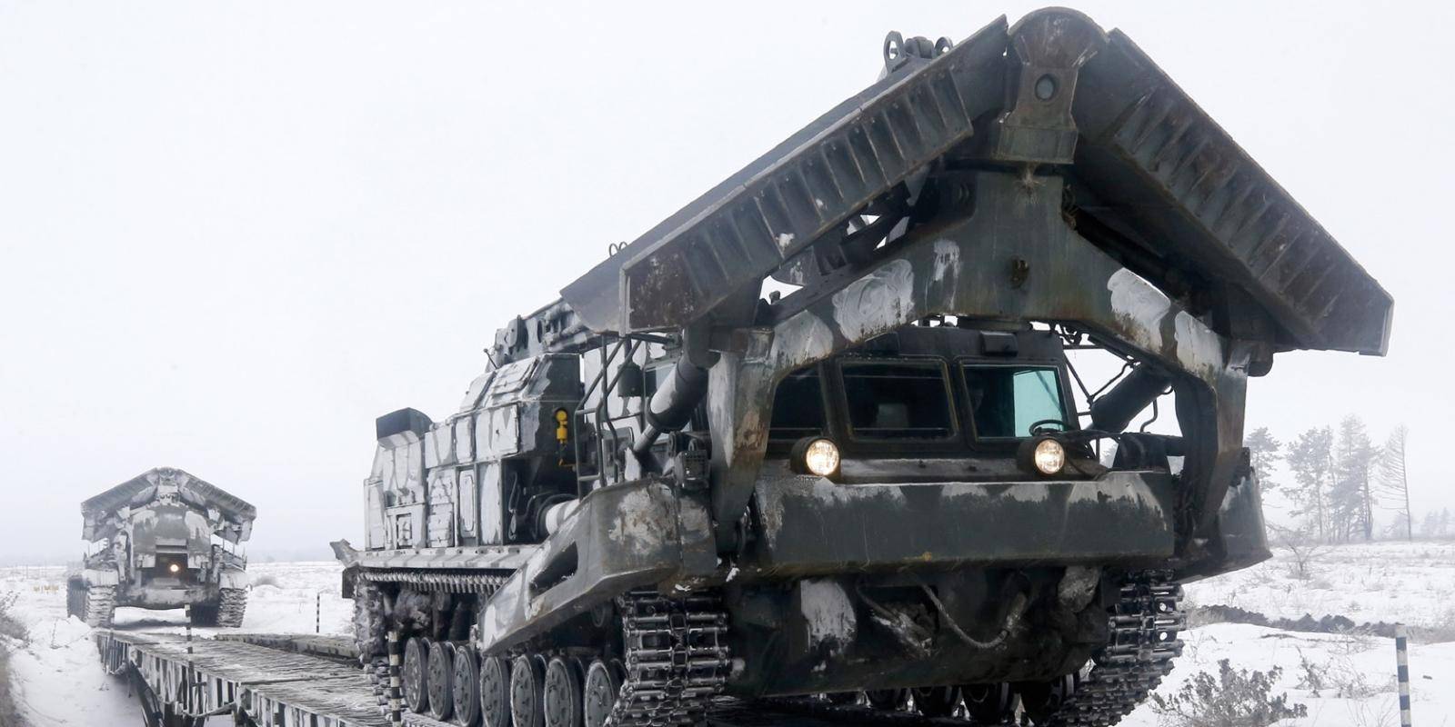 A BAT-2 armoured tracklayer during a military exercise by Russian Army engineer units at the Borodinovka training ground, Rostov-on-Don, on 1 February 2019. Photo: Valery Matytsin/Getty Images.