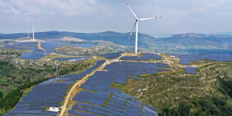 Wind-solar Hybrid Photovoltaic Power Station In Zaozhuang.