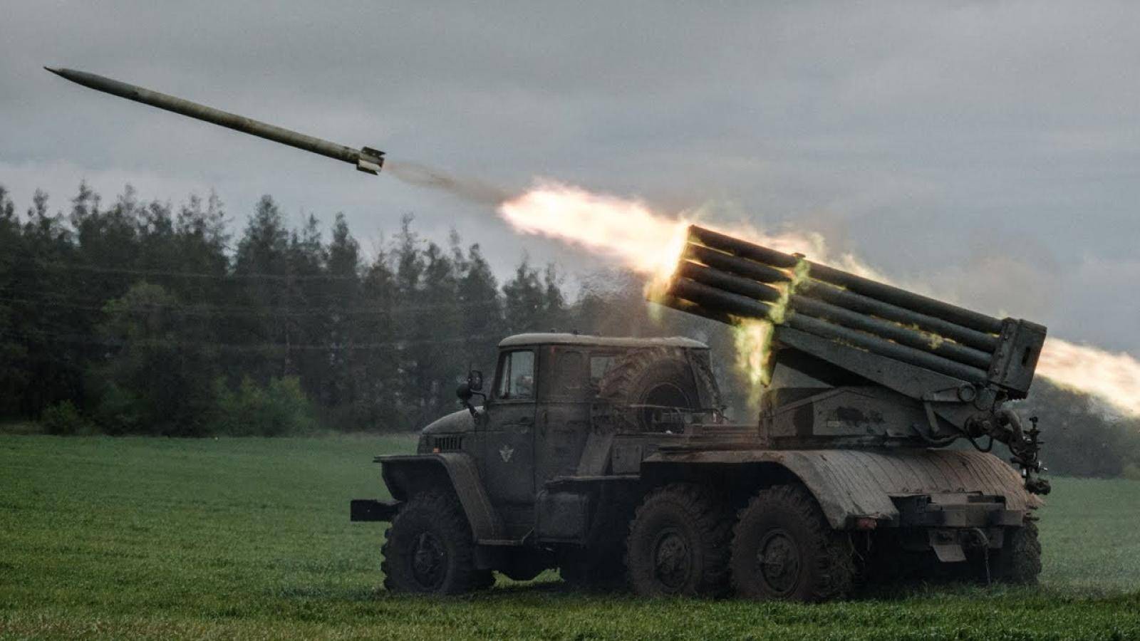 Ukraine vs Russia Exploring strengths and weaknesses