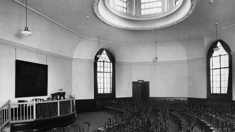 The conference hall at the Royal Institute of International Affairs at Chatham House in the 1920s. Photo: Chatham House.