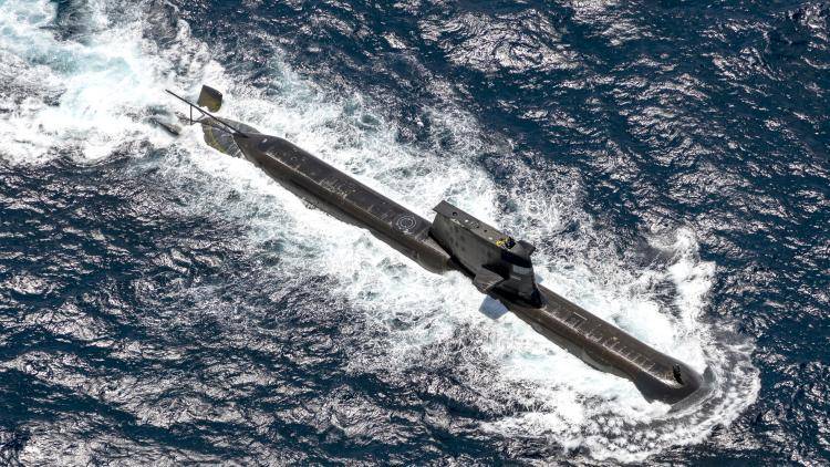 Photograph of a Royal Australian Navy submarine, HMAS Rankin, off coast of Darin in September 2021