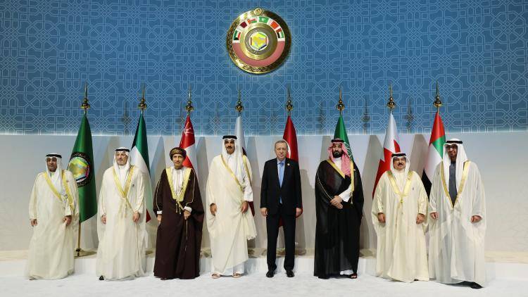 Turkish President Recep Tayyip Erdogan (4th right) attends the 44th Gulf Cooperation Council Summit in Doha, Qatar on December 05, 2023. (Photo by TUR Presidency / Murat Cetinmuhurdar / Handout/Anadolu via Getty Images)