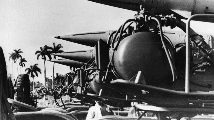 black and white photo of missile batteries during the Cuban Missile Crisis