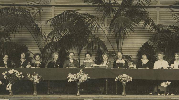 Delegates at the first WILPF congress held in The Hague in April 1915. Photo: The Library of the London School of Economics and Political Science WILPF/2011/18