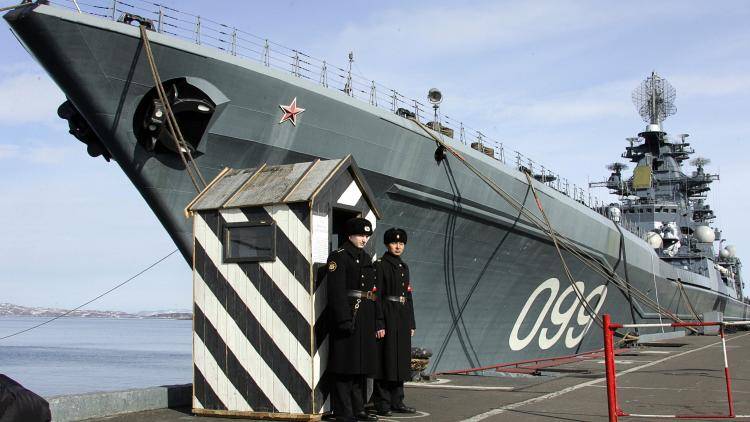 The flagship of Russia's Nothern Fleet, heavy nuclear missile cruiser "Pyotr Veliky"