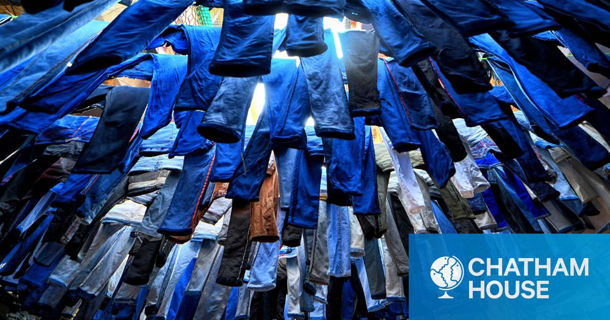 The water footprints of global textiles trade