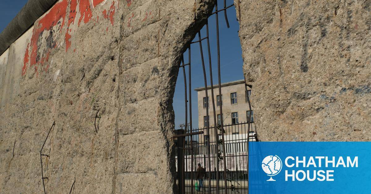 Berlin Wall, HISTORY , Dates & The Fall