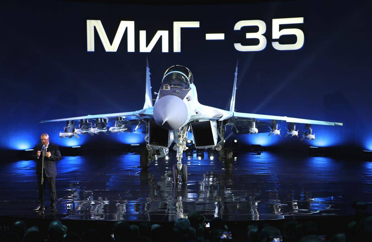 Dmitry Rogozin, Russia’s deputy prime minister in charge of defence and the space industry, speaks during the presentation of a Russian multipurpose MiG-35 jet fighter at the MiG plant in Lukhovitsy on 27 January 2017. Photo: MARINA LYSTSEVA/AFP/Getty Images