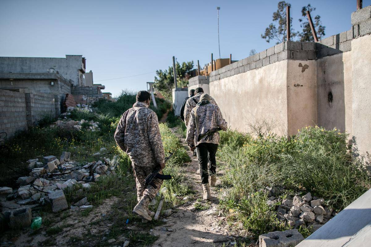 Cover image: Fighters of the UN-backed Government of National Accord patrol in Ain Zara suburb in Tripoli, February 2020. Photo © Amru Salahuddien