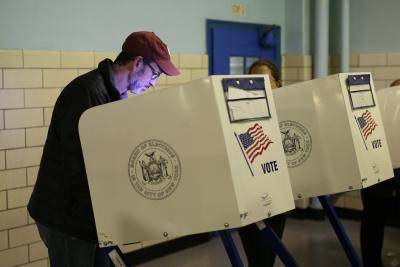 A man votes in Manhattan, New York City, during the US elections on 8 November 2016. Photo: Getty Images.