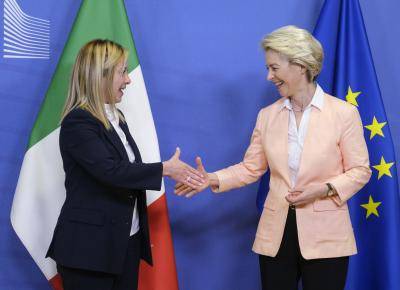 Italian Prime Minister Giorgia Meloni is welcomed by the President of the European Commission Ursula von der Leyen prior to a bilateral meeting at the EU Commission on 3 November 2022 in Brussels, Belgium.