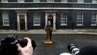 David Cameron speaks outside 10 Downing Street on 20 February 2016. Photo by Getty Images.