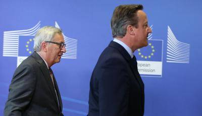 David Cameron and Jean-Claude Juncker meet ahead of the EU Leaders Summit in Brussels on 28 June 2016. Photo by Getty Images.