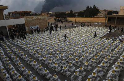 In Iraq, the World Food Programme (an important recipient of US funds) has been obliged to halve the food rations provided to 1.4 million displaced people. Photo by Getty Images.