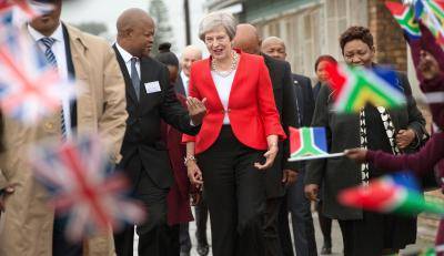 Theresa May visits a school in Cape Town on 28 August as she begins her visit to South Africa, Nigeria and Kenya. Photo: Getty Images.