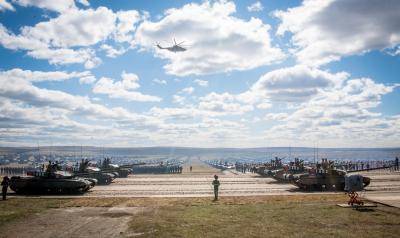 Russian, Chinese and Mongolian troops and military equipment parade during the Vostok-2018 military drills. Photo: Getty Images.