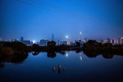 The Shenzhen skyline seen from Kwu Tong in Hong Kong. Photo: Getty Images.