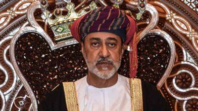 Sultan Haitham bin Tariq speaks during a swearing in ceremony as Oman's new leader. Photo: Getty Images.