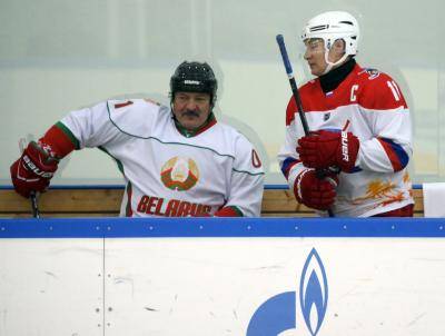 Putin and Lukashenka play ice hockey in Sochi after a day of talks in February. Photo: Getty Images.