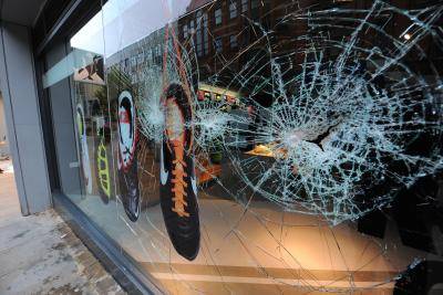 Damage to a fashion retail store is pictured</body></html>
